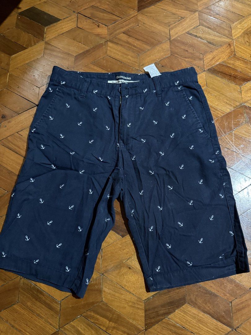 Giordano shorts (Category: Shorts) located in Quezon City. Submitted by vinceco8 (Listing ID 1467545685, Image 1). Description: Size: 29 Location: qc.