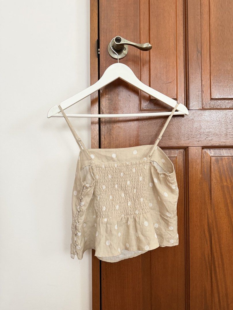 Glassons Linen Polka Dot Top (Category: Sleeveless) located in Paranaque City. Submitted by consciouscleanout (Listing ID 1467409798, Image 2). Description: Worn once. Size AU 10, best fits S-M (bust up to 35”).