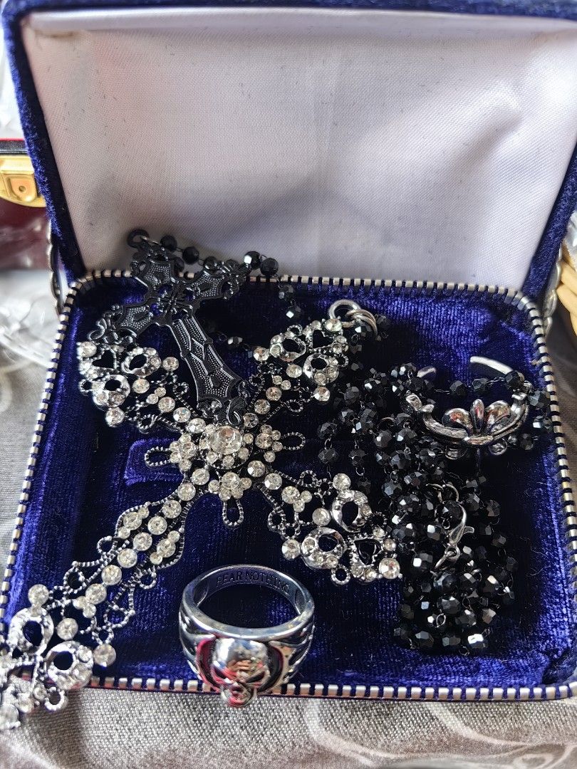 Gothic accessories (Category: Luxury Accessories) located in Calamba. Submitted by princesspauliney. (Listing ID 1467519441, Image 2). Description: Shoppee check out Jnt direct courier First to pay basis Calamba laguna.