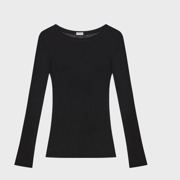 Gray Basic Tee Black (Category: Other Tops) located in Singapore. Submitted by bunjangpartners (Listing ID 1467553402, Image 2). Description: Almost brand new, worn only once --[Before You Buy]-- Sourced from Bunjang, Korea's leading recommerce platform through our purchasing agency service. All items are pre-owned; titles, descriptions and condition notes are the seller's own, auto-translated. Ships from Korea, usually 1-3 weeks. Seller or couri