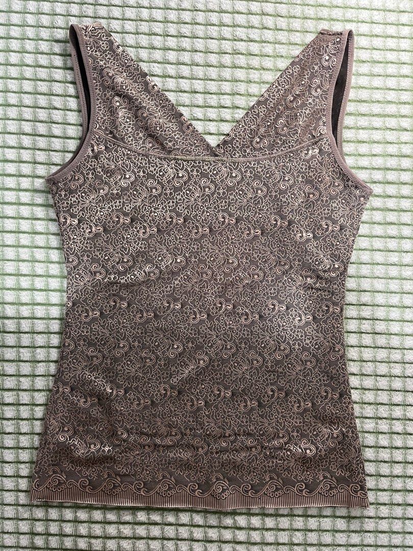 vintage grunge whimsigoth beige brown backless top (Category: Sleeveless) located in Baguio. Submitted by sphenikai (Listing ID 1465041439, Image 1). Description: xs semi-backless thrifted.