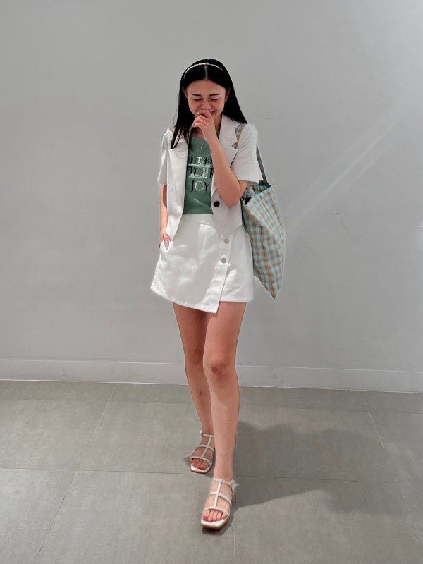 GU - Denim Wrap Skort White (Category: Shorts) located in Cavite. Submitted by hand.picked (Listing ID 1467486037, Image 1). Description: GU - Denim Wrap Skort White Size: Xsmall 26” Waistline 13” Length 11” Leg Opening Condition: Excellent.