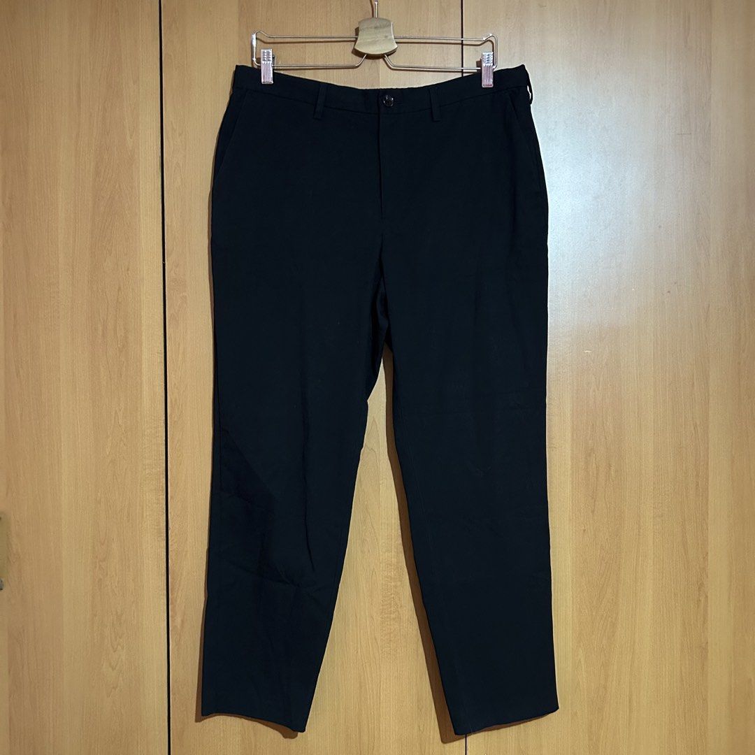 GU by Uniqlo Easy Ankle (Category: Trousers) located in Mandaluyong City. Submitted by vwonu (Listing ID 1467497502, Image 1). Description: Waist 36-38 Length 37.5.