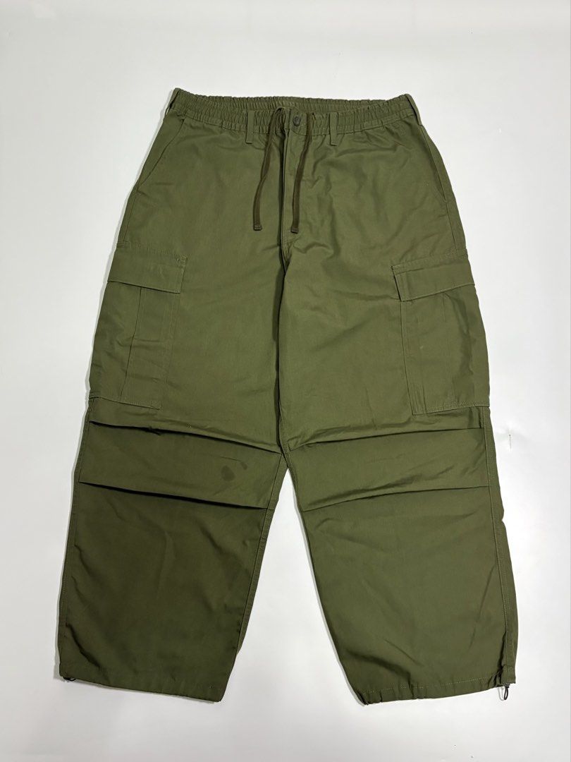 gu cargo wide balloon pants (Category: Joggers) located in Manila. Submitted by bigassforehead (Listing ID 1467409714, Image 2). Description: gu wide cargo balloon pants size xl / 36 - 40 waist 2k only manila.