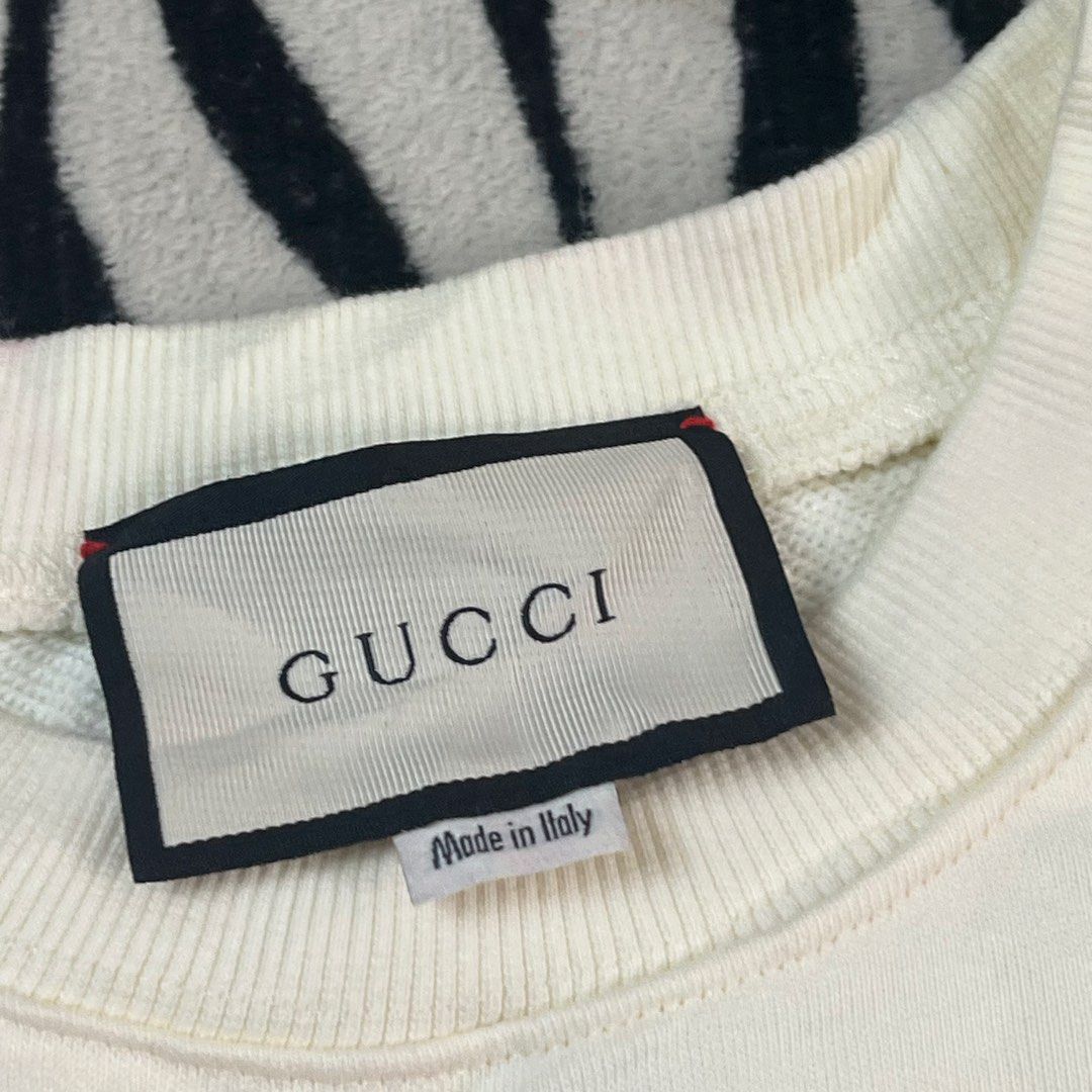 Gucci 1921 longsleeve (Category: Coats, Jackets and Outerwear) located in Manila. Submitted by royaldripmanila (Listing ID 1467471304, Image 3). Description: Need wash Have some issue W23 L26.5.