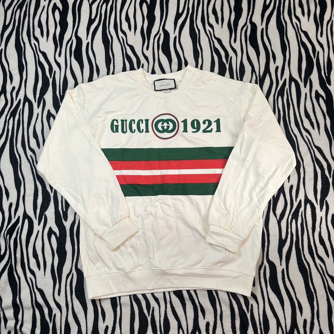 Gucci 1921 longsleeve (Category: Coats, Jackets and Outerwear) located in Manila. Submitted by royaldripmanila (Listing ID 1467471304, Image 1). Description: Need wash Have some issue W23 L26.5.