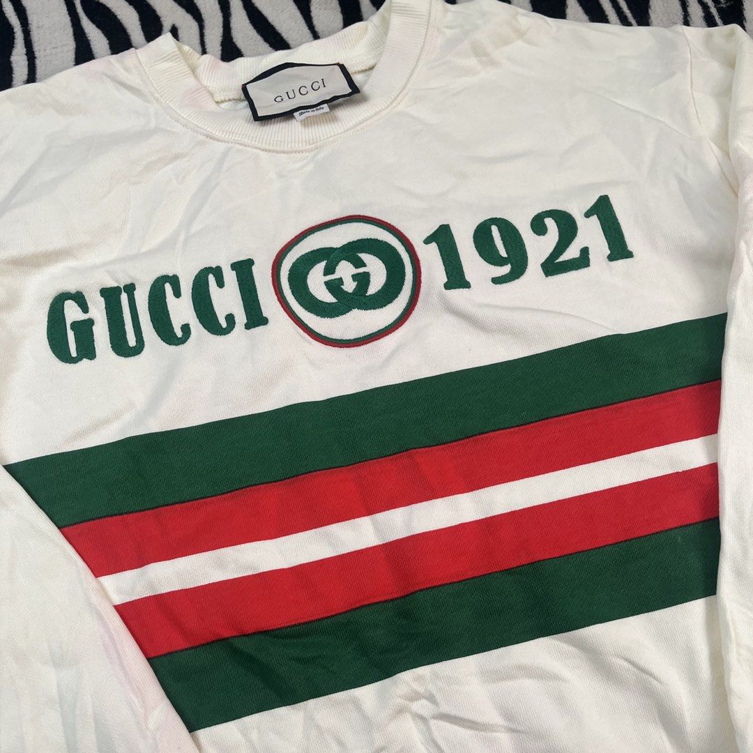 Gucci 1921 longsleeve (Category: Coats, Jackets and Outerwear) located in Manila. Submitted by royaldripmanila (Listing ID 1467471304, Image 2). Description: Need wash Have some issue W23 L26.5.