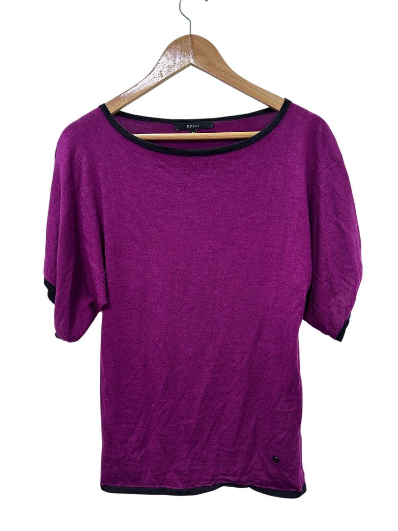 GUCCI | Blouse (Category: Blouses) located in Lapu Lapu. Submitted by nervecloset (Listing ID 1467452486, Image 1). Description: GUCCI | Blouse XS on tag W = 16 inches L = 25 inches Excellent condition 2650 + sf.