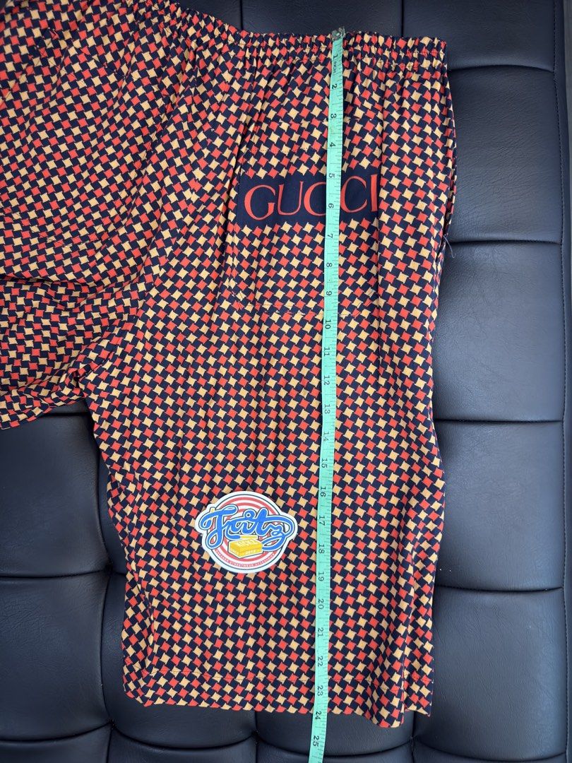 GUCCi Printed Viscose Bermuda Shorts (Category: Shorts) located in Pasay City. Submitted by fritz_kickz_2012 (Listing ID 1467542983, Image 3). Description: G*CCi Printed Viscose Bermuda Shorts size: 46 fits to Medium ( dimes 21W x 24L ) Stretchable Brandnew with Box & Tags Available Onhand PM for Inquiries Thankyou Fritz Kickz Luxe Vault Mnl 👟👜🩳👕🧢✨.