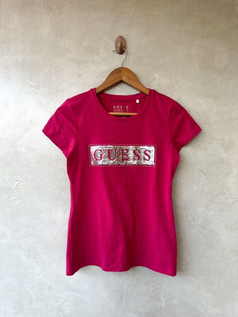 GUESS - Pin Shirt (Category: Shirts) located in Cavite. Submitted by hand.picked (Listing ID 1467483849, Image 1). Description: GUESS - Pin Shirt Size: Medium Dimension: 16.5” Width / 23.5” Length Condition: Like New.