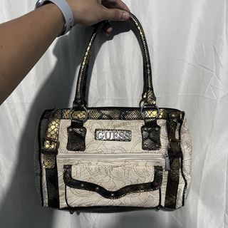 (Category: ) located in . Submitted by thrifted4life (Listing ID 1467536987, Image 1). Description: .