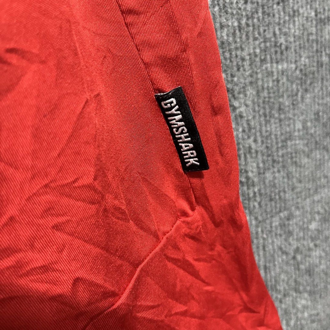 Gymshark active short (Category: Shorts) located in Kadingilan. Submitted by tejaresnick (Listing ID 1467537907, Image 2). Description: Excellent condition No issue Color rate 9.5/10 Width 14 Length 20 Waist 28-32.