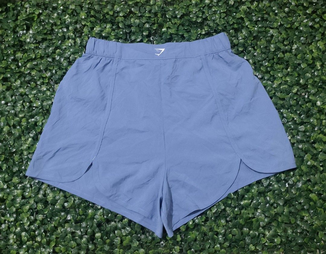 Gymshark Scallop Hem Shaped Short (Category: Shorts) located in Davao. Submitted by thrifttayo (Listing ID 1467385462, Image 1). Description: Small on tag W 27-30 L 12.5 No Issue Excellent Condition .