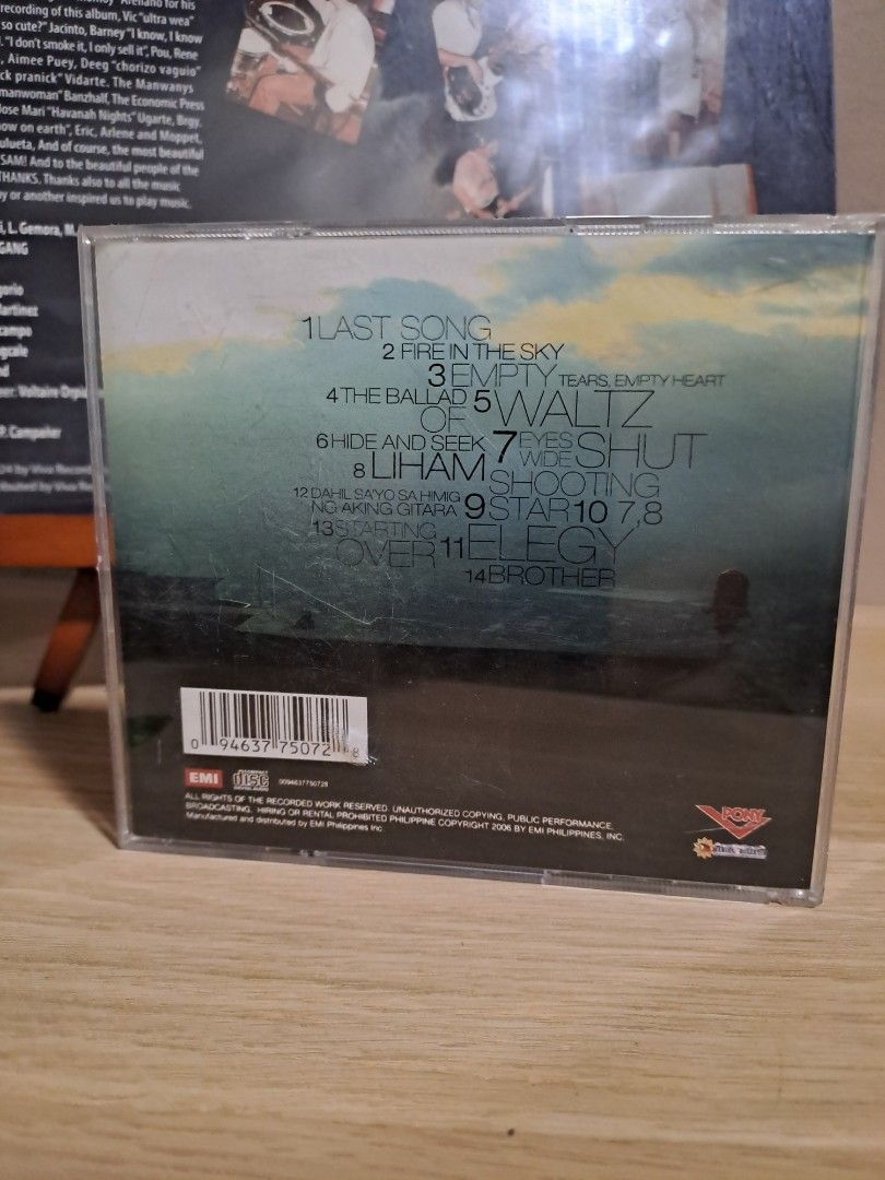 Hale Twilight Original Audio CD Album (Category: CDs & DVDs) located in Las Pinas. Submitted by cobieshop (Listing ID 1467506311, Image 2). Description: - Artist/Album: Hale - Twilight - Label: EMI and Pony - Tracklist: Includes 14 tracks (Last Song, Fire in the Sky, The Ballad of Woe, Hide and Seek, Liham, and more) - Condition: Jewel case has minor surface scratches on the front; disc, spine, and back insert are fully intact - Format: Original 