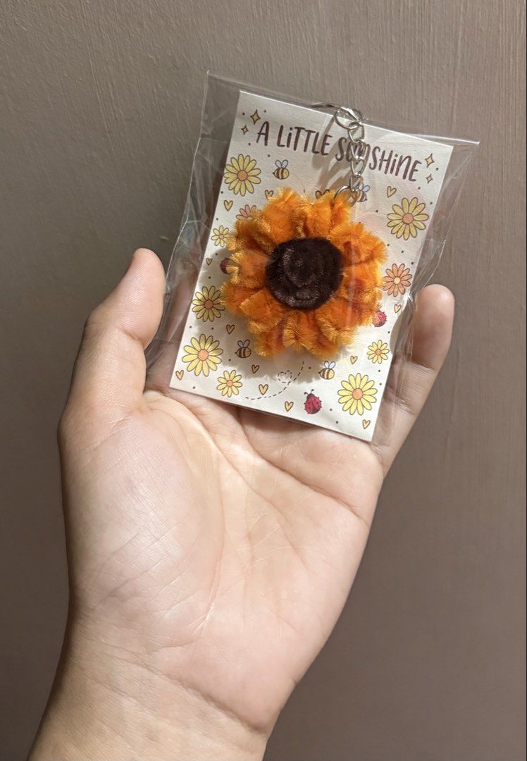 Handcrafted Sunflower Fuzzy Wire Keychains (Category: Handmade Craft) located in Manila. Submitted by jonams (Listing ID 1425383871, Image 1). Description: Perfect for occasion’s favors, personal use and accessorizing. PM for more details..