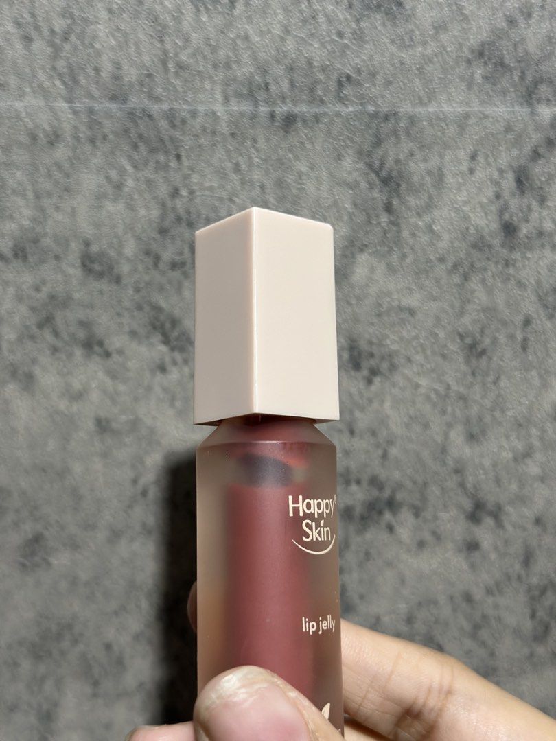 Happy Skin Lip Jelly (Category: Makeup) located in Paranaque City. Submitted by byclaires.co (Listing ID 1467462657, Image 3). Description: - Used once - Not my shade .