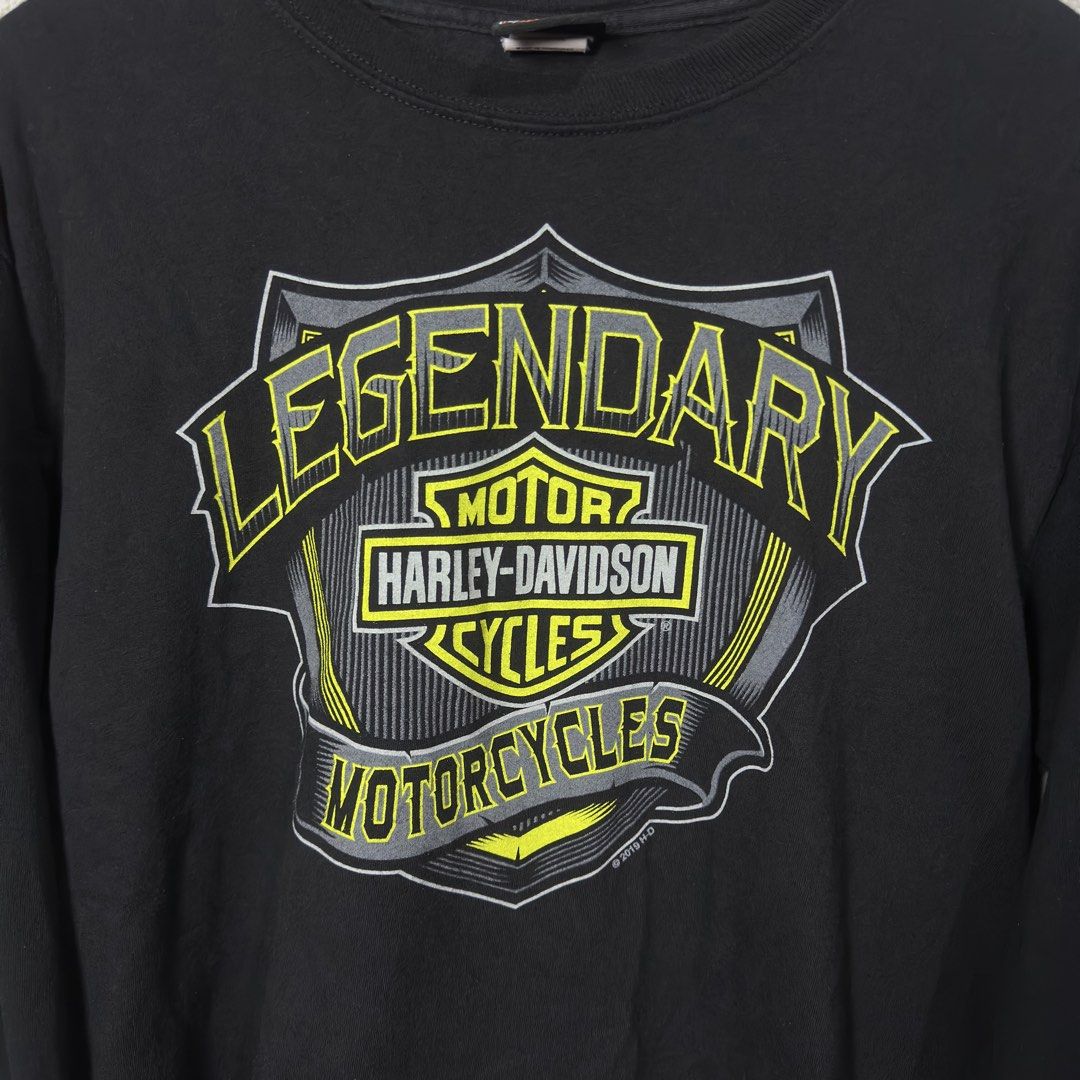 Harley Davidson long sleeve (Category: Activewear) located in Quezon, Isabela. Submitted by guzzy.archive (Listing ID 1467509969, Image 2). Description: AUTHENTIC NO ISSUE EXCELLENT CONDITION SIZE MEDIUM NOT THRIFTED BOUGHT IN PHYSICAL STORE USED ONLY TWICE MEASUREMENTS - WIDTH 20 / LENGTH 27 1,500 + SF LOC: LUZON, ISABELA.