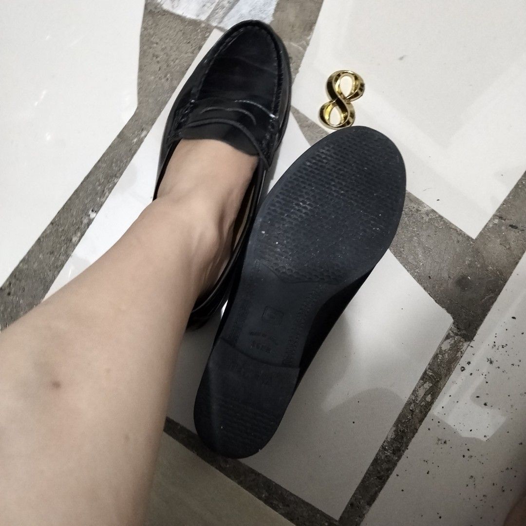 Haruta (Category: Loafers) located in El Salvador. Submitted by francheskaukayukay (Listing ID 1467400202, Image 3). Description: .