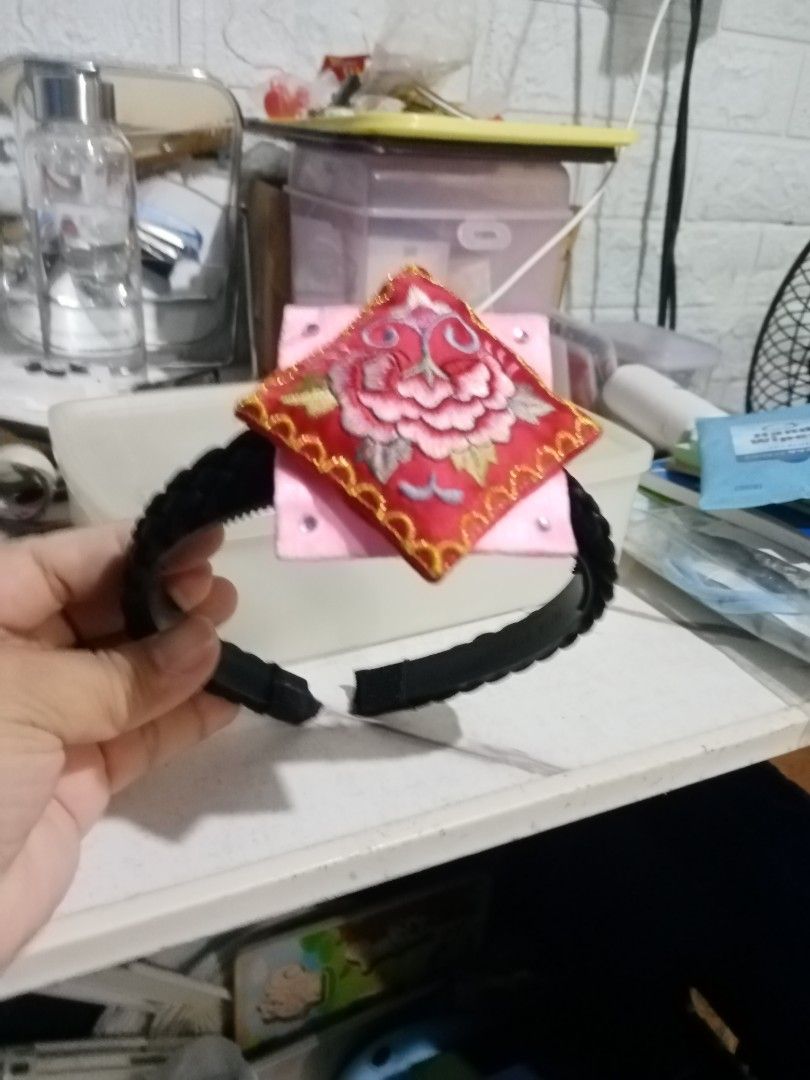 Head band (Category: Hair) located in Caloocan City. Submitted by 4kidsstore (Listing ID 1467383664, Image 2). Description: .