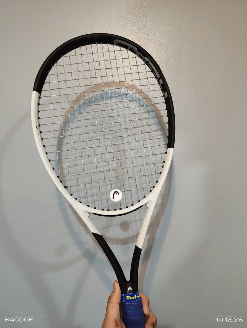 Head Speed Team Tennis Racket (Category: Racket and Ball Sports) located in Cavite. Submitted by justblue1921 (Listing ID 1467566678, Image 1). Description: Used Head Speed Team 2024 Build cost: 14,000 Selling Price: 10,000 Specs: Head Size: 105 sq.in Grip 2 270g String: Head Poly Tension: 48lbs Overgrip: Toalson Power grip Blue Free: 2 extra Toalson blue overgrip Dampener Included W/ minor scratches Open for trade: Wilson Defyer Red Line Locatio