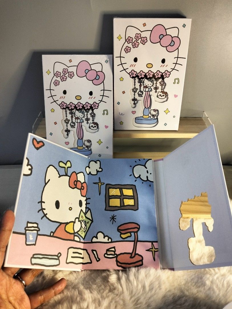 Hello Kitty tri folding Notebook full colored BL (Category: Stationery & School Supplies) located in Manila. Submitted by alayassulittipidfinds (Listing ID 1467387842, Image 1). Description: Super cute (Bootleg).
