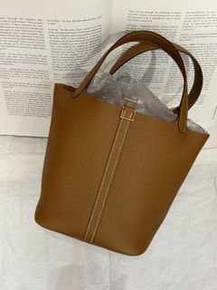 （分類：）位於 。 由 santini_luxury 提交（商品編號 1467470026，圖片 1）。簡介： 。