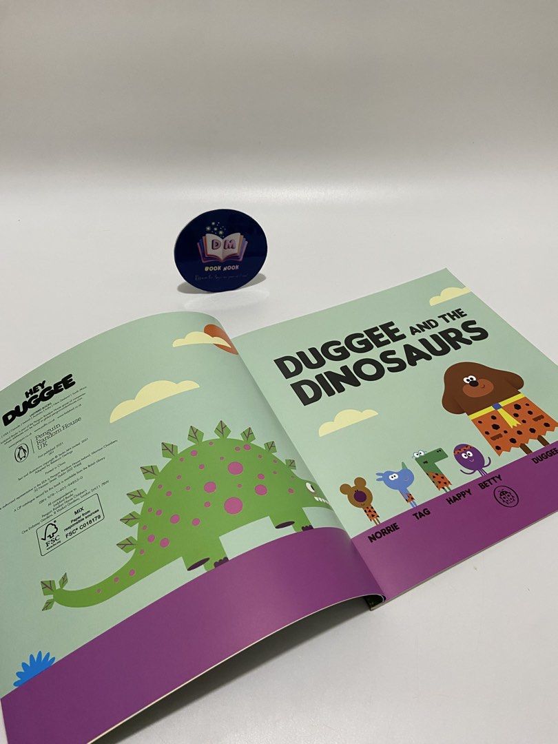 Hey Duggee Duggee and the Dinosaurs (Category: Children's Books) located in Caloocan City. Submitted by dmbooknook (Listing ID 1467523436, Image 3). Description: - VGUC, minimal corner crease, excellent inside pages - Large Paperback | Full color illustration ✨ 𝙒𝙝𝙮 𝙠𝙞𝙙𝙨 𝙡𝙤𝙫𝙚 𝙞𝙩: ✅ 𝘽𝙧𝙞𝙜𝙝𝙩, 𝙘𝙤𝙡𝙤𝙧𝙛𝙪𝙡 𝙞𝙡𝙡𝙪𝙨𝙩𝙧𝙖𝙩𝙞𝙤𝙣𝙨 - 𝙨𝙩𝙧𝙖𝙞𝙜𝙝𝙩 𝙛𝙧𝙤𝙢 𝙩𝙝𝙚 𝘾𝘽𝙚𝙚𝙗𝙞𝙚𝙨 𝙨𝙝𝙤𝙬! ✅ 𝙎𝙝𝙤𝙧𝙩, 𝙨𝙞𝙢𝙥𝙡𝙚 𝙨𝙩𝙤𝙧