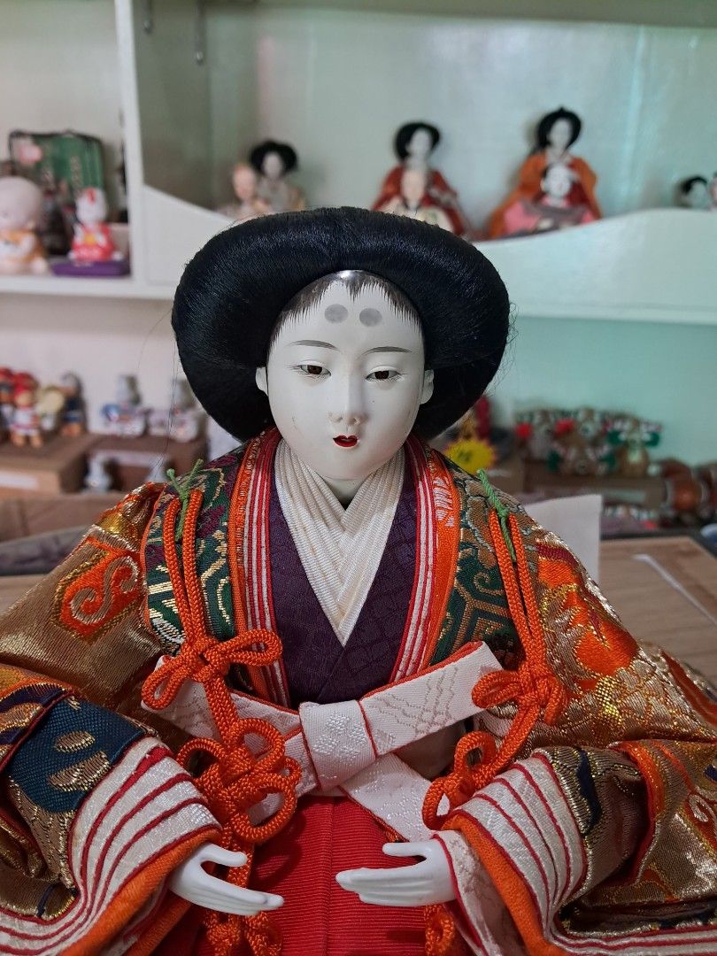 Hina doll (Category: Vintage Collectibles) located in Cavite. Submitted by secretjapansurplus (Listing ID 1467410727, Image 1). Description: may konting split ends surplus ngani for lalamove only.