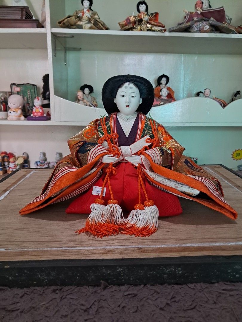 Hina doll (Category: Vintage Collectibles) located in Cavite. Submitted by secretjapansurplus (Listing ID 1467410727, Image 3). Description: may konting split ends surplus ngani for lalamove only.