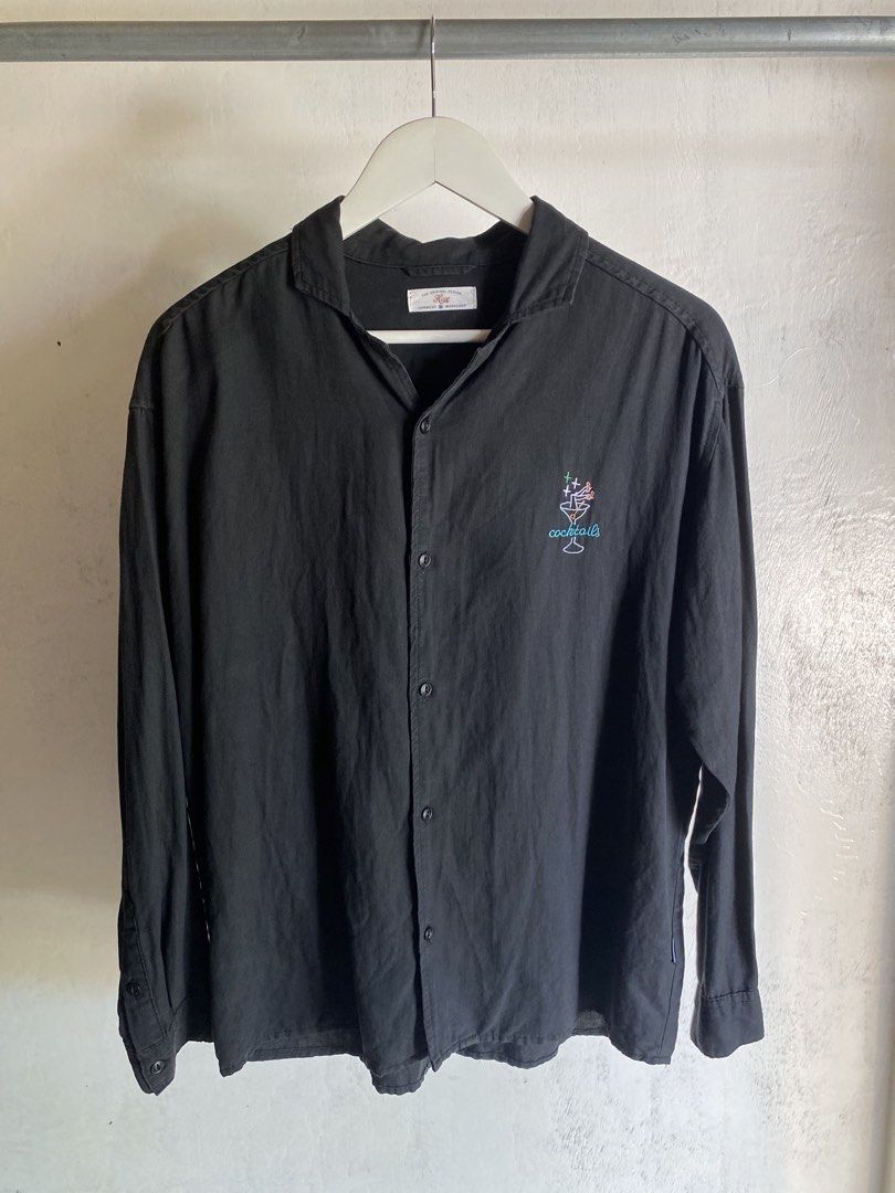 Hisso - Catfish Nuggets Button Up Shirt (Category: Formal Shirts) located in Puerto Princesa. Submitted by something___. (Listing ID 1467418608, Image 1). Description: Hisso - Catfish Nuggets Button Up Shirt Tagged Size: Medium Length: 28 Width: 23.2 Condition: Excellent Color rate: 9 Flaws: Lightly used .