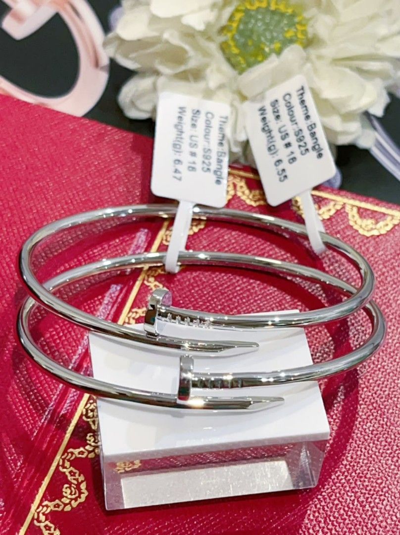 HK setting S925 silver nail bangle (Category: Bracelets) located in Manila. Submitted by bhelgoldseller2ndaccount (Listing ID 1467531894, Image 3). Description: HK setting S915 silver Brandnew 950/g Pm me for other details.