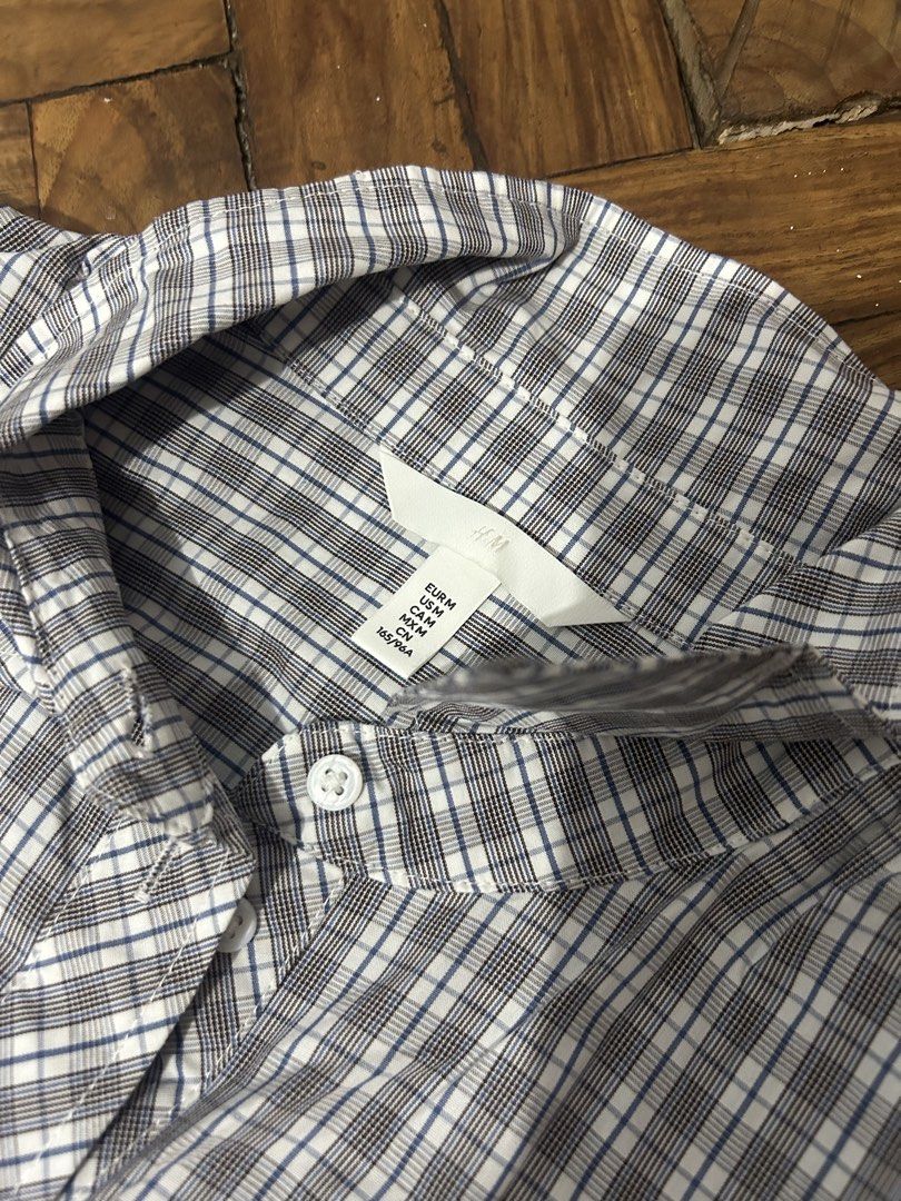 H&M checkered bubble hem blouse (Category: Sleeveless) located in Sorsogon. Submitted by jonacel (Listing ID 1467490553, Image 3). Description: H&M bubble-hem blouse Used once Rfs:kinda runs big and can fit up to large.