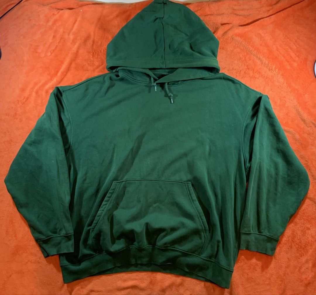 H&M Green Hodie (Category: Activewear) located in Don Carlos. Submitted by buddysemaj (Listing ID 1467490491, Image 1). Description: .