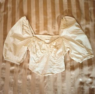 (Category: ) located in . Submitted by ciel.e (Listing ID 1467551643, Image 1). Description: .