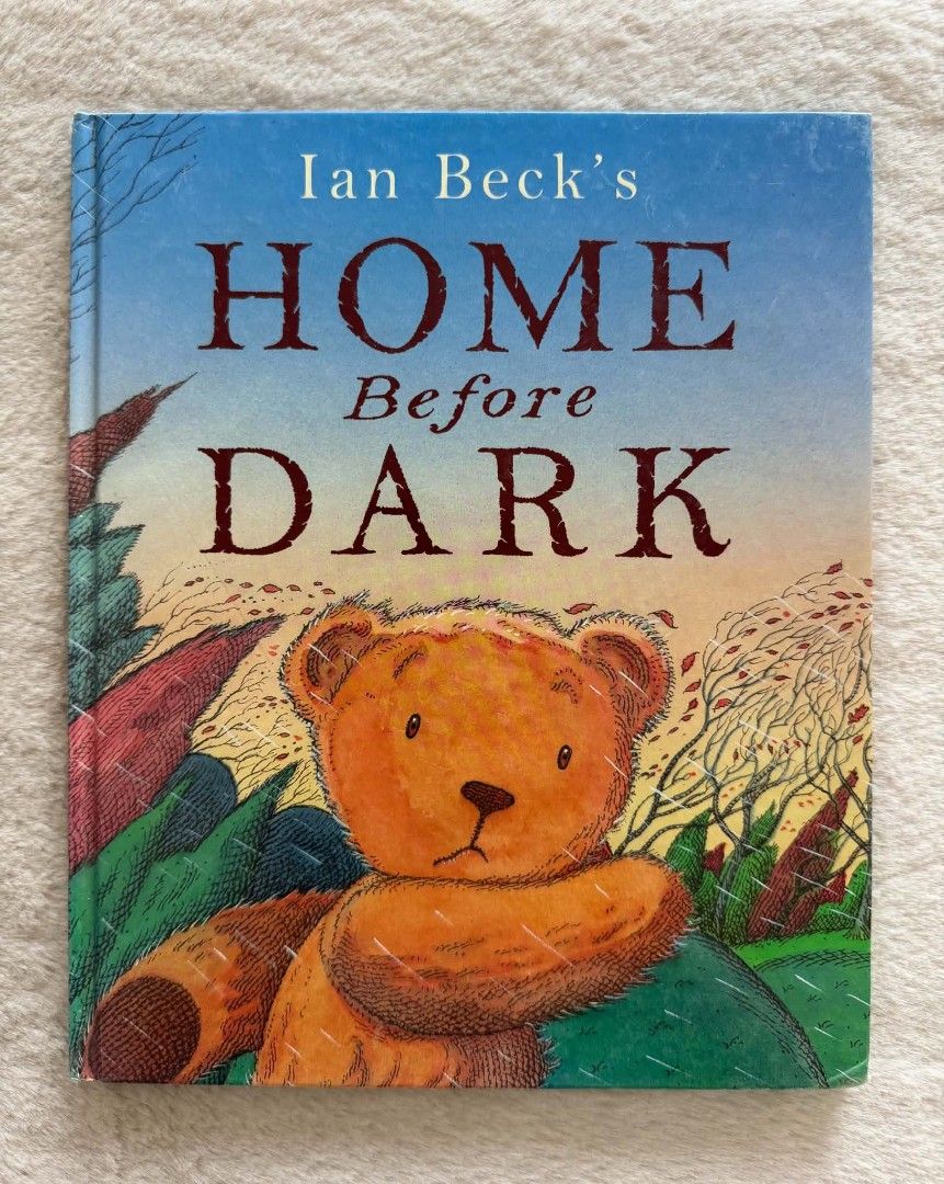 Home Before Dark - Ian Becks (Category: Children's Books) located in Santiago. Submitted by bookworm_club (Listing ID 1467441459, Image 1). Description: 📚no cancellation, return or exchange. 📚secondhand books. some books are in good condition while some has minimal flaws (foxing, creases, dog-eared pages, etc.) 📚reasonable haggling is allowed. 💰MOP: For same day pickup - CASH & BANK TRANSFER For shipping or scheduled pickup - BANK TRANSFER 🚚