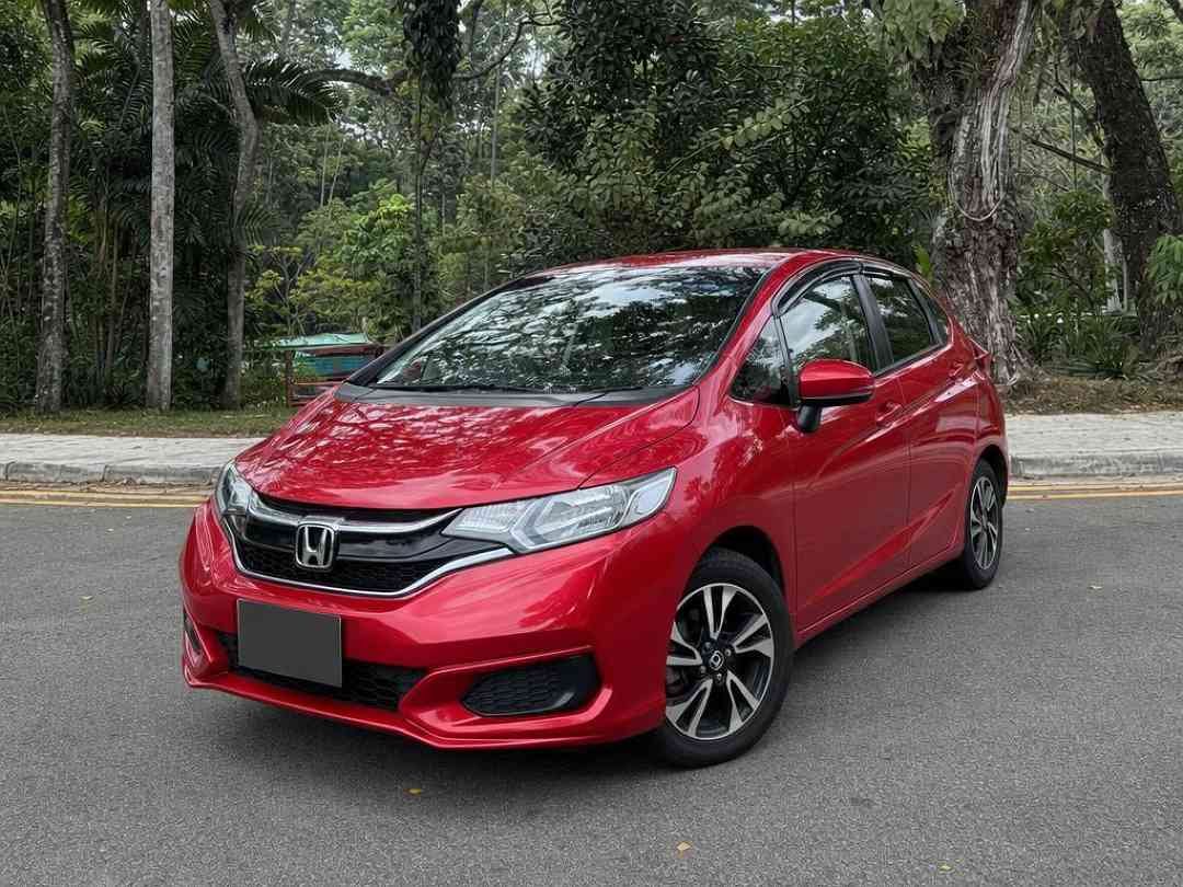 (Category: ) located in . Submitted by carousell_certified_partners (Listing ID 1467534275, Image 1). Description: .