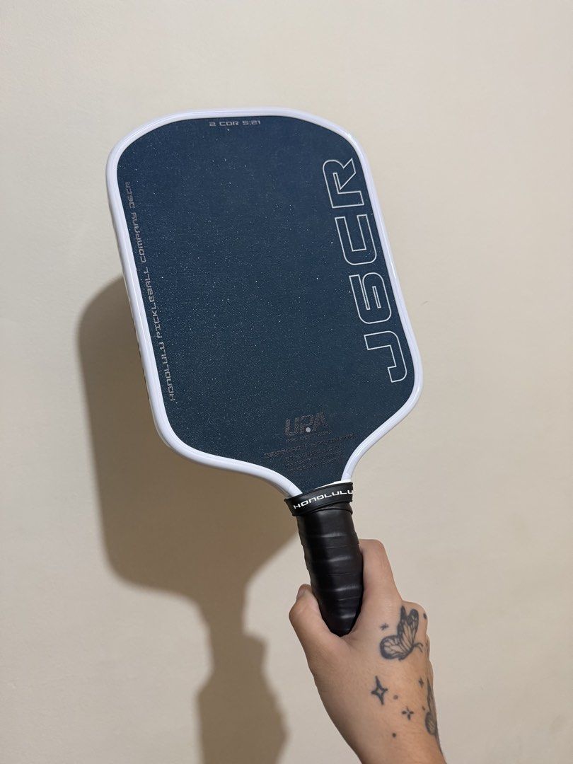 Honolulu J6CR CBE (Category: Racket and Ball Sports) located in Las Pinas. Submitted by 2580cart (Listing ID 1467540270, Image 3). Description: Condition: Clean surface, nicely taped grip, and ready for immediate play Edge taped and grip tape since bought - No issue, almost brand new RFS: changing paddles.