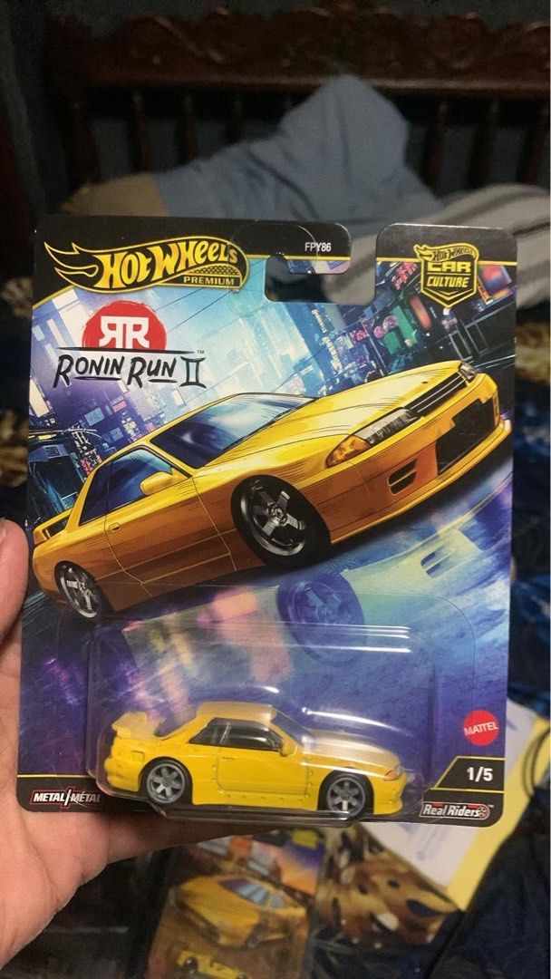 Hot Wheels Premium Set (Category: Vehicle & Diecast Models) located in Caloocan City. Submitted by mintszz (Listing ID 1467372417, Image 3). Description: - Set of 5 Hot Wheels Premium die-cast collector models - Includes: Lamborghini Diablo SV (Boulevard), Nissan Skyline R33 (Modern Classics), Nissan Skyline R32 (Ronin Run II), Subaru Impreza WRX STI (Thrill Climbers), and Mitsubishi Lancer Evolution (Ronin Run II) - Heavy-duty metal body and bas