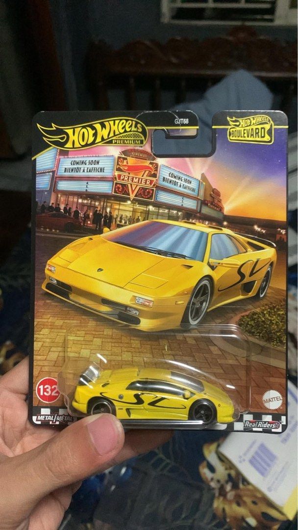 Hot Wheels Premium Set (Category: Vehicle & Diecast Models) located in Caloocan City. Submitted by mintszz (Listing ID 1467372417, Image 1). Description: - Set of 5 Hot Wheels Premium die-cast collector models - Includes: Lamborghini Diablo SV (Boulevard), Nissan Skyline R33 (Modern Classics), Nissan Skyline R32 (Ronin Run II), Subaru Impreza WRX STI (Thrill Climbers), and Mitsubishi Lancer Evolution (Ronin Run II) - Heavy-duty metal body and bas