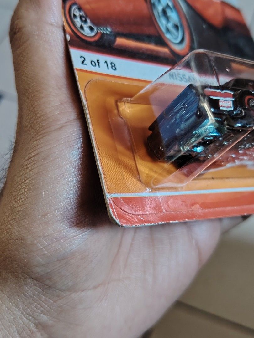 Hot Wheels Redline (Category: Vehicle & Diecast Models) located in Malabon City. Submitted by leileimniscate (Listing ID 1467527527, Image 3). Description: ⚠️ 『BAWAL SA MASELAN』⚠️ ・Hot Wheels REDLINE NISSAN SKYLINE H/T 2000GT-X (2015) — ₱800 Condition : - soft corners - slight card crease - small crack blister MOP 💵 : GCash / Cash (upon meet-up) MOD 🚚 : Lalamove / LBC COP MEET-UP 🤝 : Malabon Citisquare / Fishermall Malabon LOC. 📌 : Navotas, M
