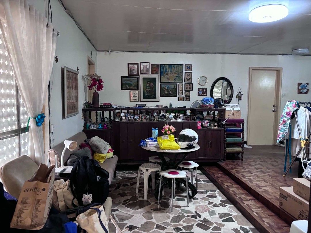 house and lot (Category: House & Lot) located in Manila. Submitted by wendiemana32112 (Listing ID 1467393712, Image 3). Description: for sale buy and sell.