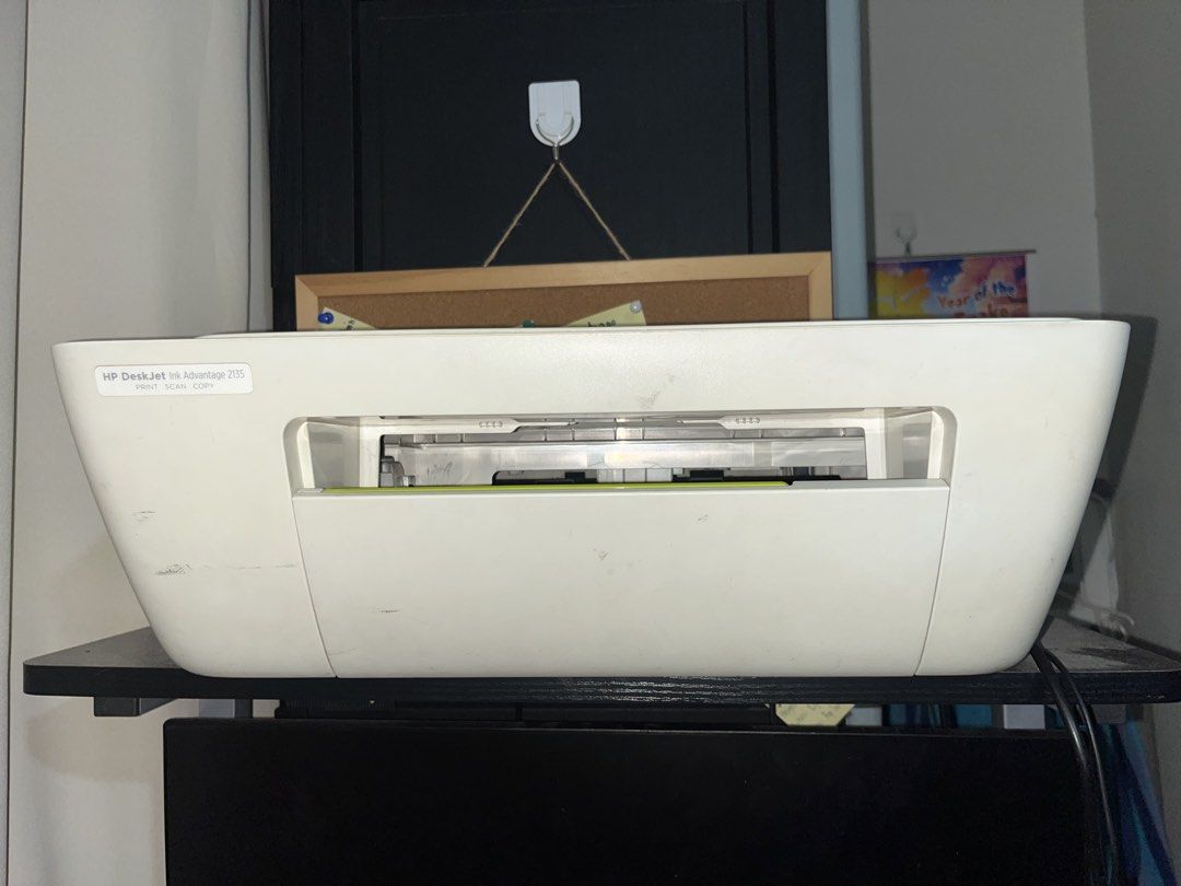 HP DeskJet Ink Advantage 2135 (Category: Printers, Scanners & Copiers) located in Manila. Submitted by rbernadette_ (Listing ID 1467421478, Image 2). Description: SELLING HP DESKJET INK ADVANTAGE 2135 –> ₱2,500 • Functions: Print, copy, and scan. • Print Speed: Up to 7.5 ppm (black) and 5.5 ppm (color). • Connectivity: Hi-Speed USB 2.0 (no built-in Wi-Fi). • Compatible Ink: Uses HP 680 Original Ink Advantage Cartridges. WORKING PO ITO ‼️‼️ ubos l