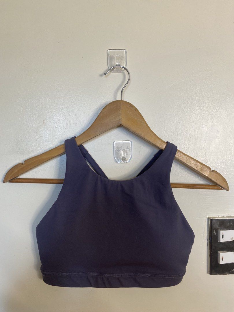 HQ halter padded S sale10 (Category: Activewear) located in Baguio. Submitted by buyforless_2600 (Listing ID 1467388183, Image 1). Description: .
