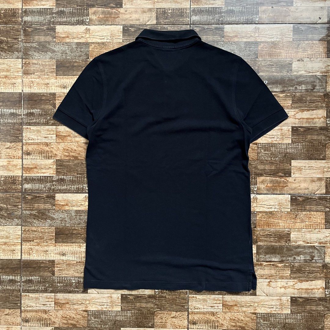HUGO BOSS CHEST LOGO (Category: Activewear) located in Davao. Submitted by 2known (Listing ID 1467475831, Image 2). Description: Likenew! Colorate 10/10 19’width | 28’length Issue none.