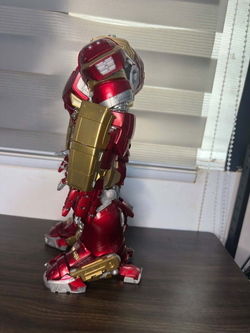 Hulkbuster 1/7 Scale | Read Description First (Category: Figurines & Statues) located in Quezon City. Submitted by jimtoys2 (Listing ID 1467405236, Image 3). Description: Hulkbuster 1/7 Scale (see last picture for measurement) Fondjoy (siguro?) Price - 3500 (fixed, will ignore asking for lower price) As is | WYSIWYG ❗NOTE❗ Missing na ung sa Head and ung sa left ng chest part Missing din ung ibang red sa may fingers nya Working ung lights nya mali
