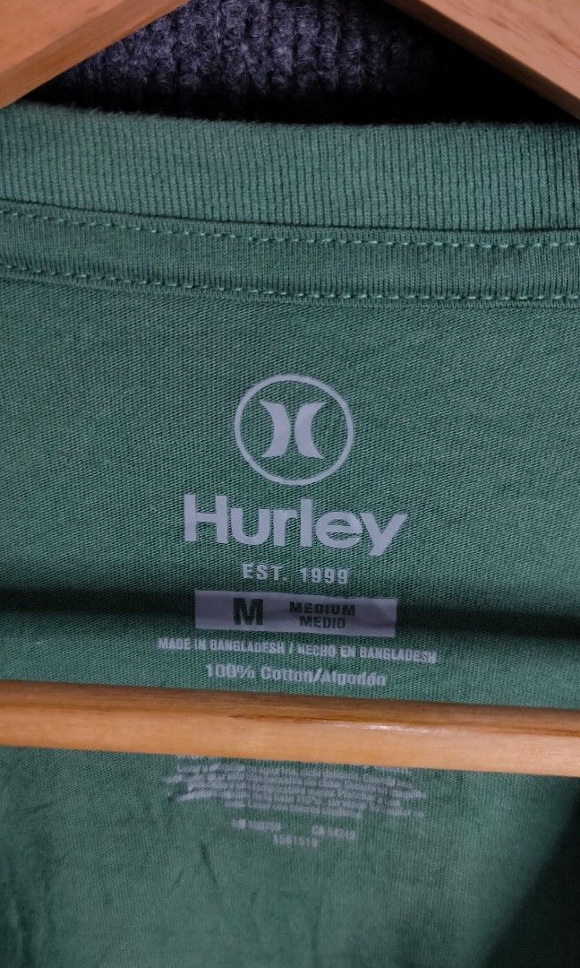 Hurley (Category: Tshirts & Polo Shirts ) located in Bolinao. Submitted by tokiya. (Listing ID 1467444900, Image 3). Description: Hurley Size Large fittings 22x30.