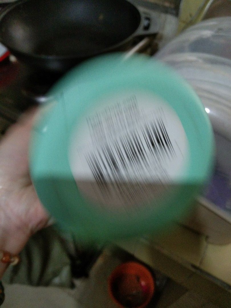 Hydro Flask Mint Green Water Bottle with Handle (Category: Water Bottles & Tumblers) located in Quezon City. Submitted by eidorableshop (Listing ID 1467365203, Image 2). Description: - Authentic Hydro Flask water bottle in a trendy mint green shade - Durable insulated stainless steel body keeps drinks hot or cold for hours - Convenient carrying handle integrated into the lid for easy portability - Standard size designed to fit most car cup holder