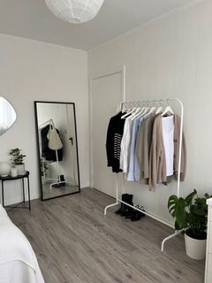 (Category: ) located in . Submitted by miriammiriammiriam (Listing ID 1467029476, Image 1). Description: .