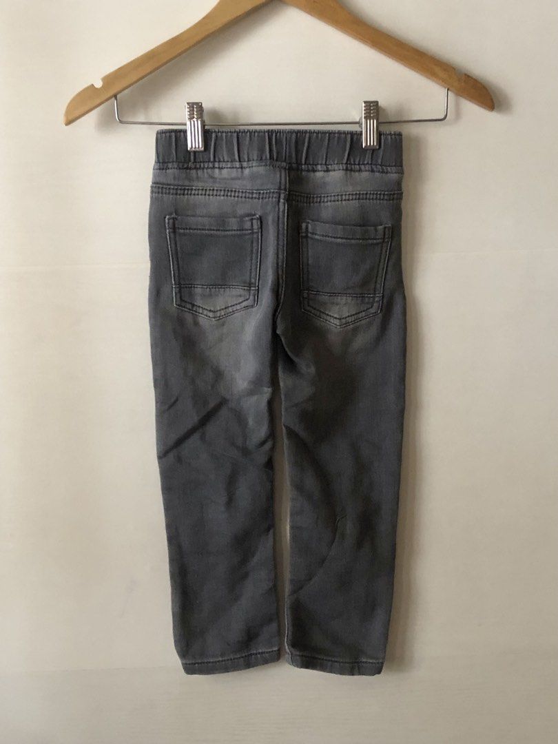 Impidimpi stretch pants 3-4yrs (Category: Babies & Kids Fashion) located in Pasig City. Submitted by zentushia49 (Listing ID 1467528200, Image 2). Description: Good as new no damage 90% cotton 9% polyester 1% elastine Made in Hamburg, Germany Actual Measurement: waistline 22” length 23”.