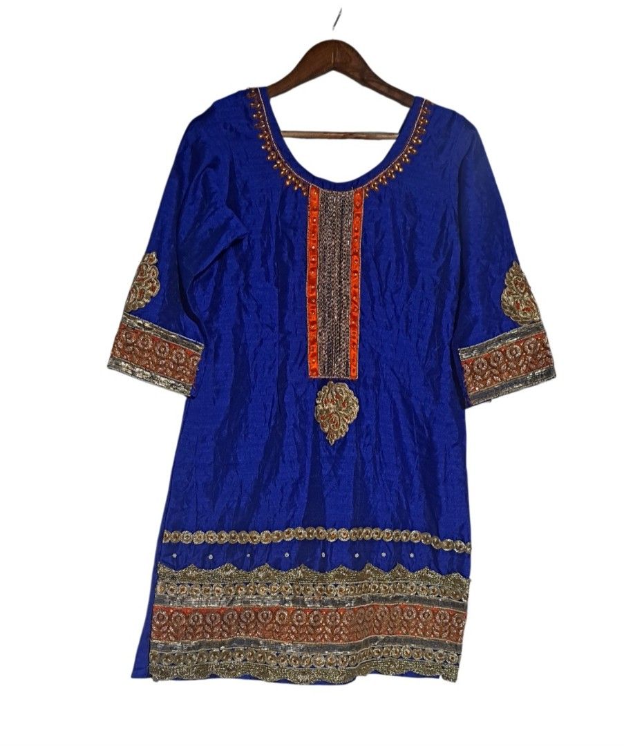 Indian kurti (Category: Sets or Coordinates) located in Batangas. Submitted by yanaspreloved1 (Listing ID 1467385034, Image 1). Description: Dimes 40x36.